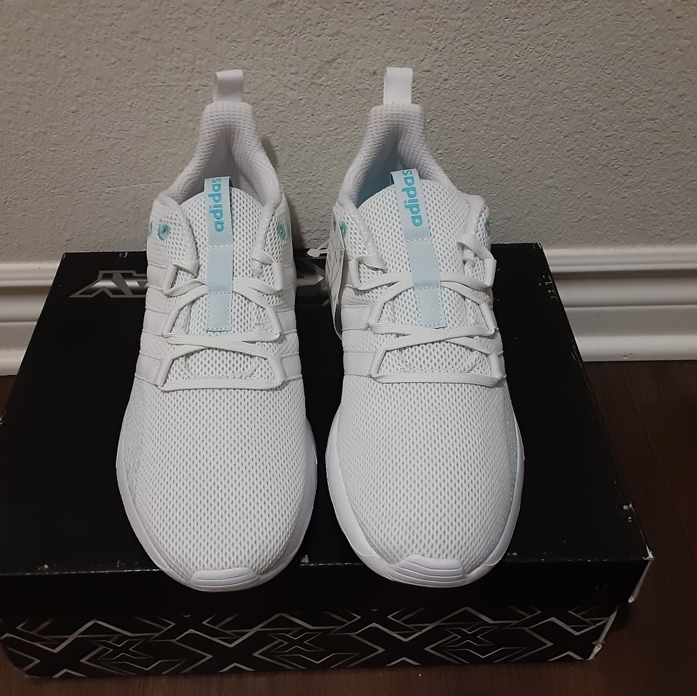 Adidas - Picture 3 of 4